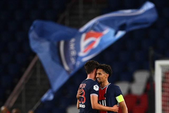 詹姆斯30+得分传奇继续 湖人或送独行侠6连败